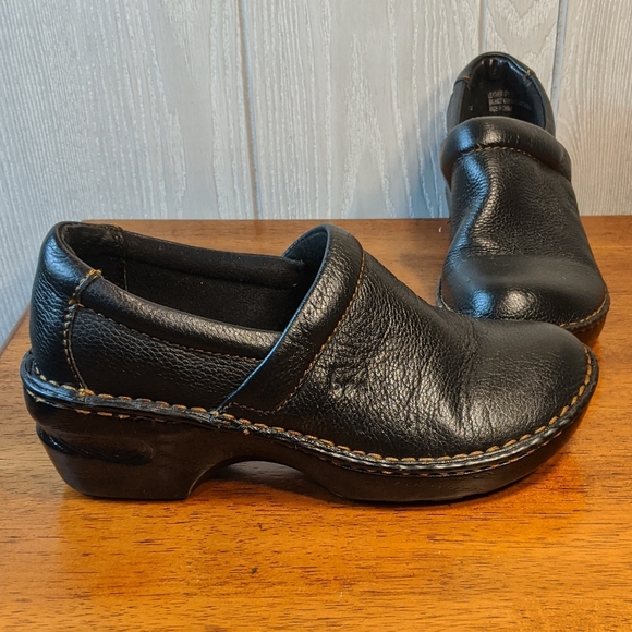 born nursing shoes